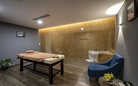 Muong Thanh Luxury Saigon Hotel